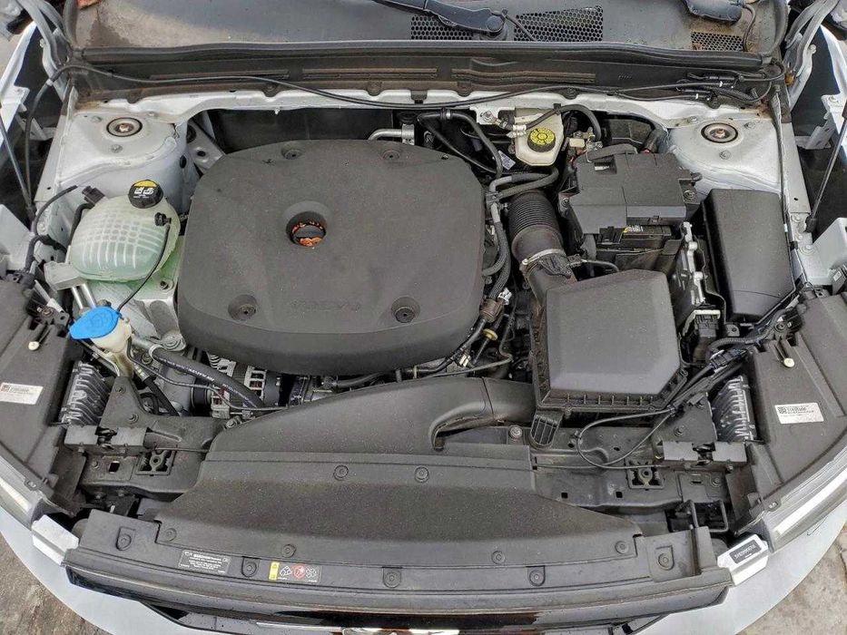 Volvo XC-40 R-Design