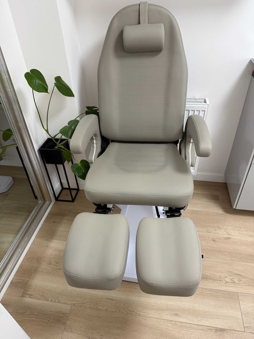 Sprzedam fotel podologiczny