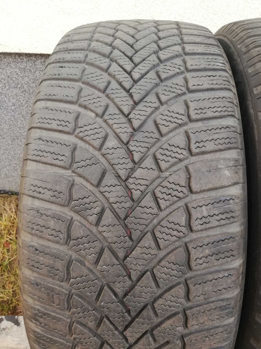 4 opony zimowe Bridgestone 225/50R18, bieżnik ok 6mm.
