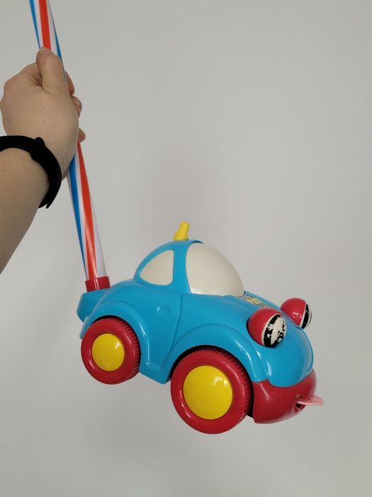 Jeździć pchacz autko na kijku
