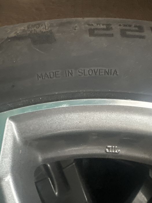 Диски з резиною на TOYOTY