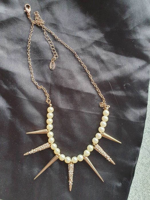 Naszyjnik aldo zloty z perelkami