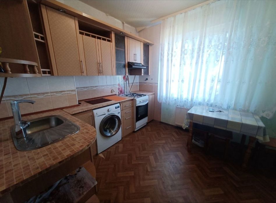 Оренда укомплектованої квартири