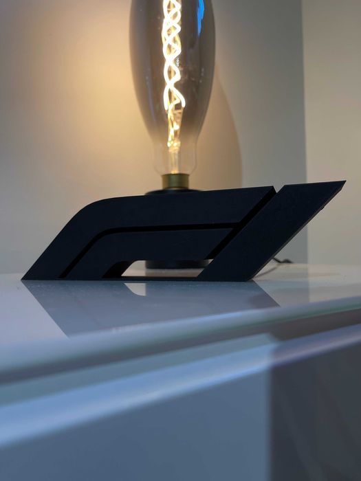 F1 Logo        *