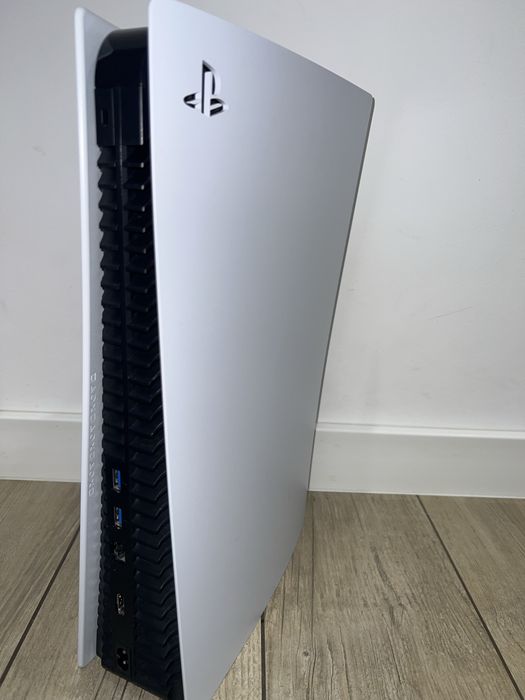 Playstation 5 + gry