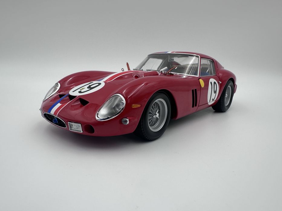 Ferrari 250 GTO #19 Kyosho 1:18