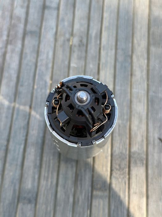 Silnik / moduł napędowy 1200W do blendera Braun MultiQuick 9 MQ9