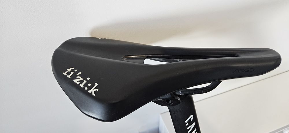 Rower canyon Aeroad CF SL