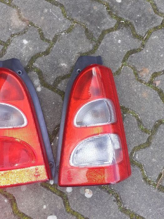 Farol traseiro lado passageiro suzuki wagon r