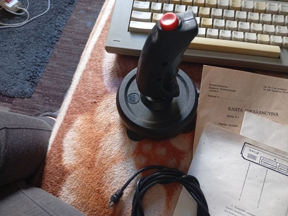Atari 65xe  jak na foto