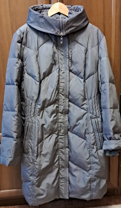 Курточка женская пуховик р.54-56