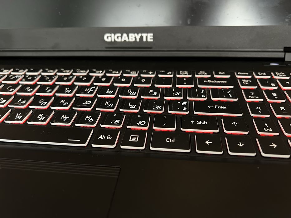 Ігровий ноутбук Gigabyte
