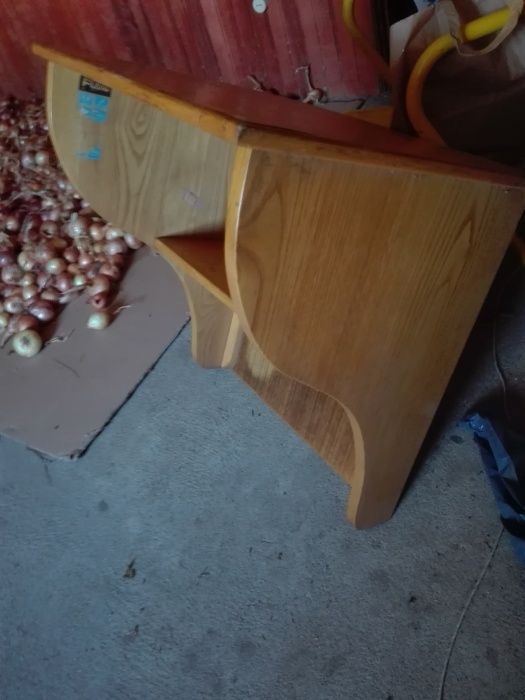 Móvel para TV para boxes routers grande capacidade arrumação