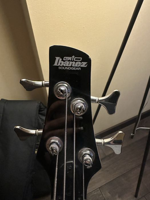 бас Ibanez+ комбопосилювач + товстий кабель + шнур живлення