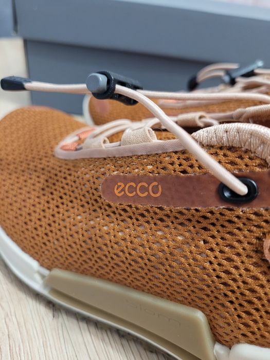 Buty Ecco biom 37