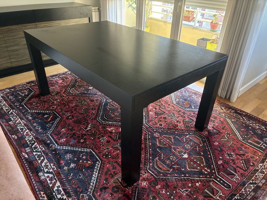 Conjunto de mesa e aparador qualidade superior