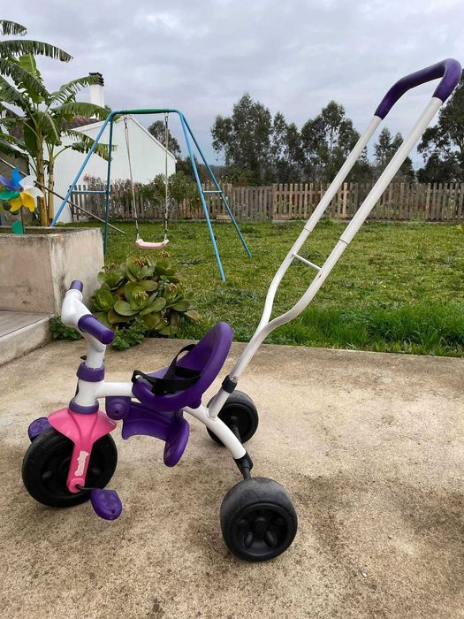 Triciclo Smoby (em muito bom estado)