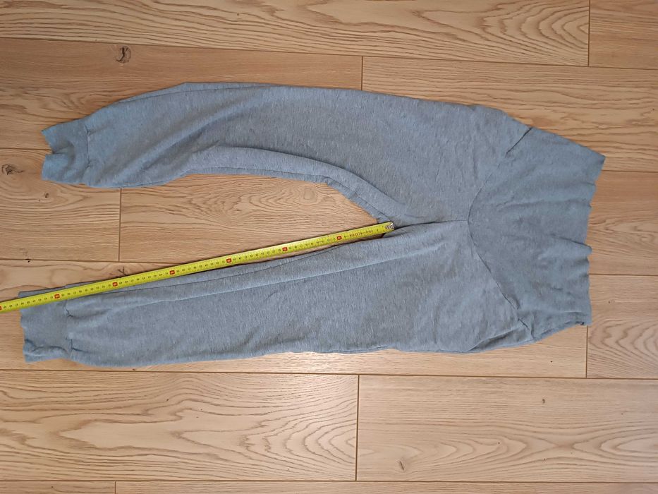 Spodnie ciążowe dresowe szerokie