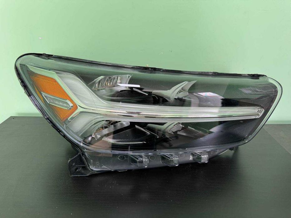 Фара права MID LED Volvo XC40 usa сша