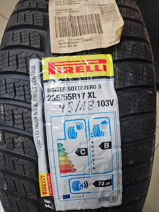 Шина розпаровка 235/55 R17 103V XL Pirelli Winter Sottozero 3