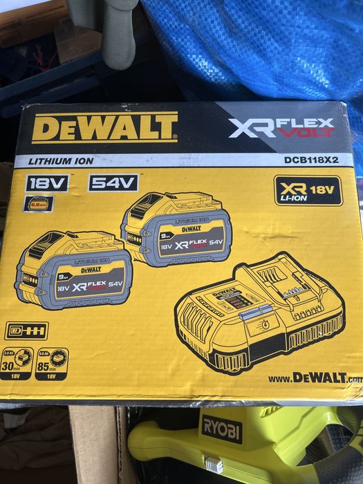 Akumulator dewalt 54v 9ah flexvolt 18V/54V Dewalt DCB547 9ah
