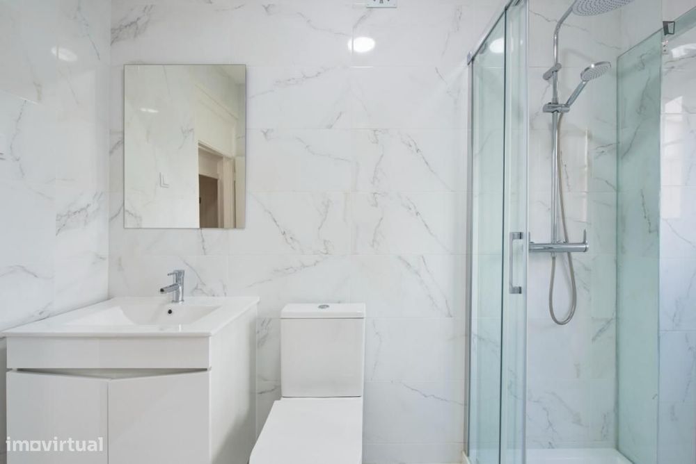 Quarto - localizado em Chiado Lisbon