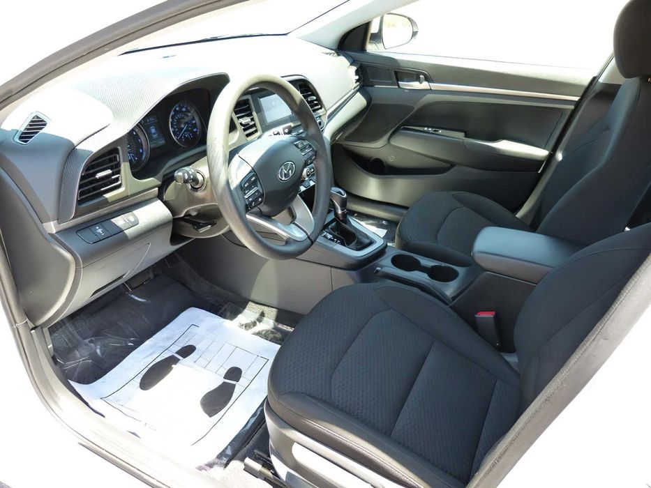 Hyundai Elantra 2020 — авто з США, оригінальний пробіг | від $5 000
