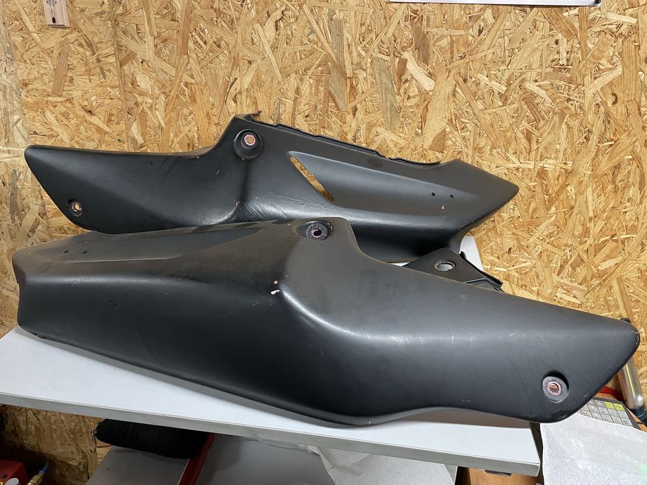 Ogon zadupek honda cbr 900rr sc33 polift 98-99