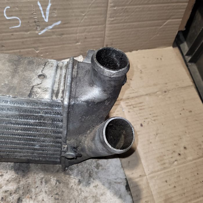 Intercooler prawy chłodnica powietrza audi a4 b6 2.5TDI diesel 2002r
