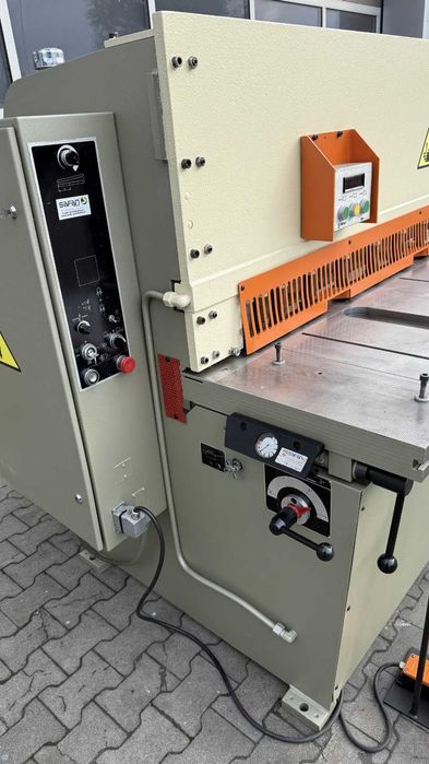 Gilotyna nożyce do blachy SAFAN VS 3100 x 6 mm