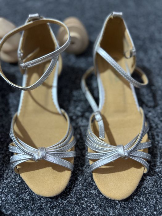 Шкіряні туфлі  для танців