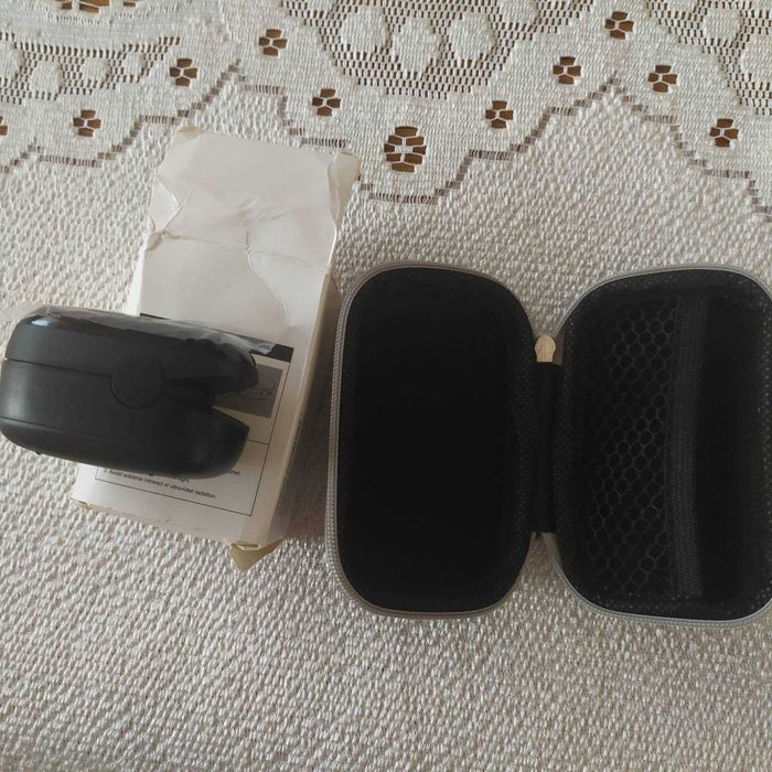 Pulsoksymetr + etui