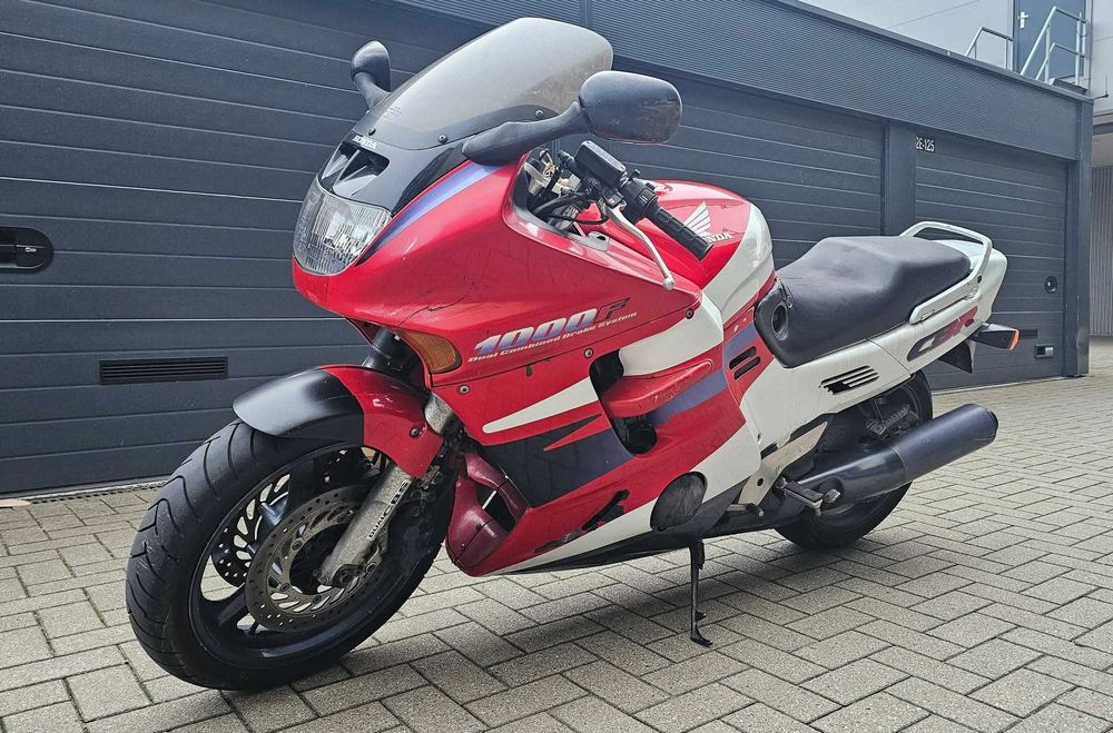 Honda CBR 1000F 1995r