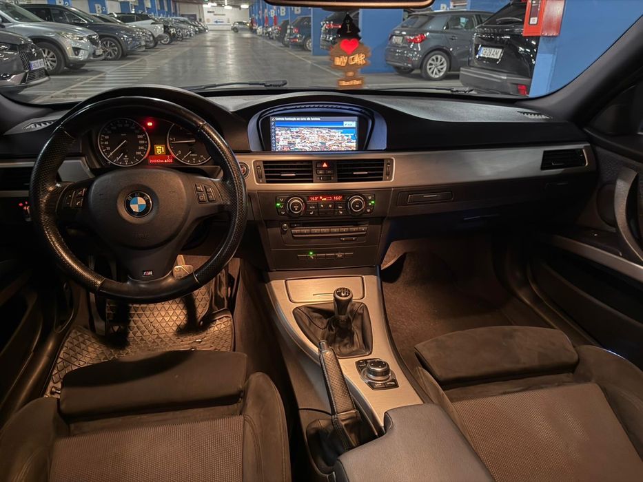 Bmw 320d LCI pack M look 335