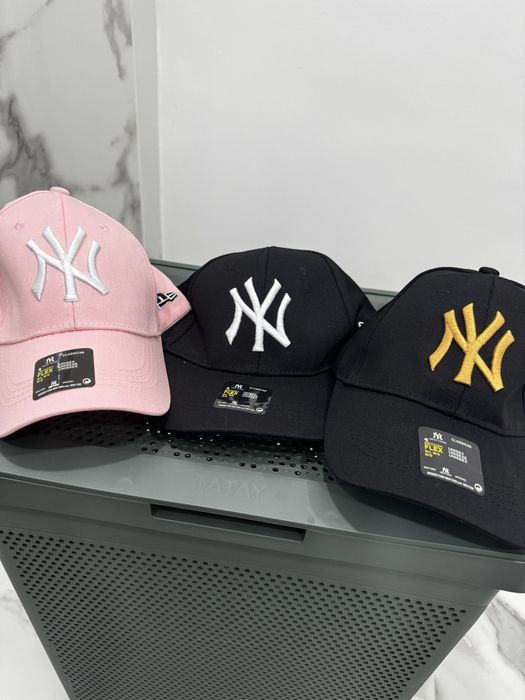 Vendo varios chapeus de marca