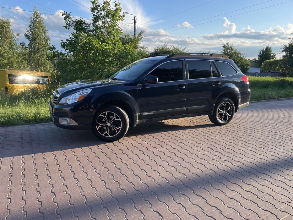 Subaru Outback 2.5 газ/бензин 2012