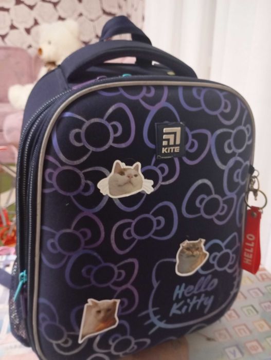 Ранець для дівчинки