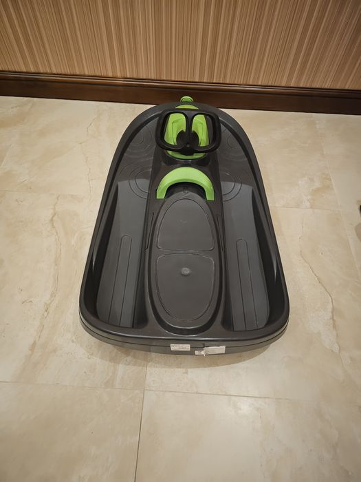 Керовані санки снігокат з кермом та  гальмом Stratos Bobsley