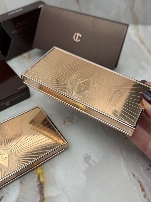 Палєтка для обличчя Charlotte Tilbury хайлайтер бронзер