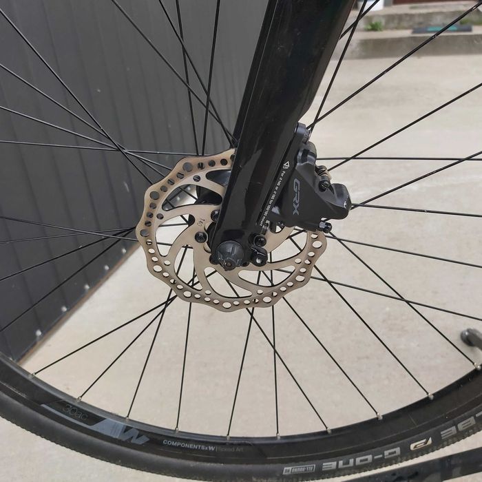 Gravel White Gx lite 18 na GRX 2 x 10.