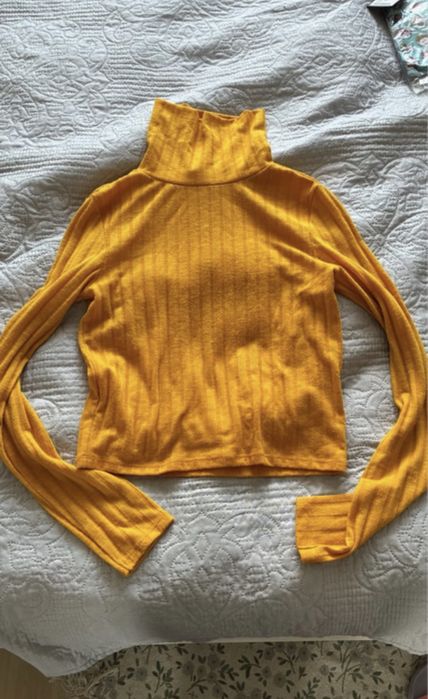 Musztardowy golf H&M S/36