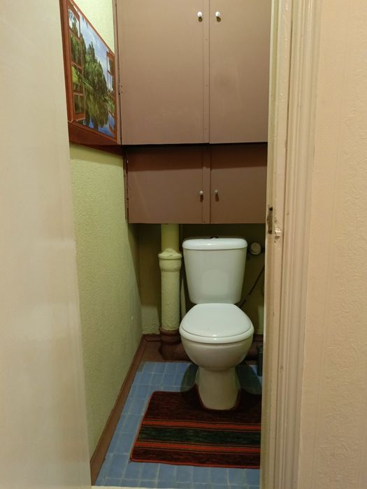 Подобово здам квартиру. Пуща водиця. Київ. Трикімнатна. Бронювання.