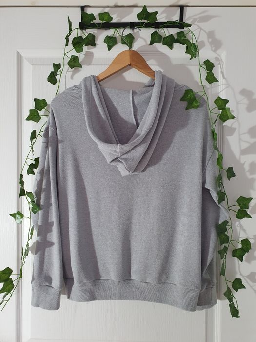 Sweter z kapturem w stylu bluzy szary Top Secret 34 XS