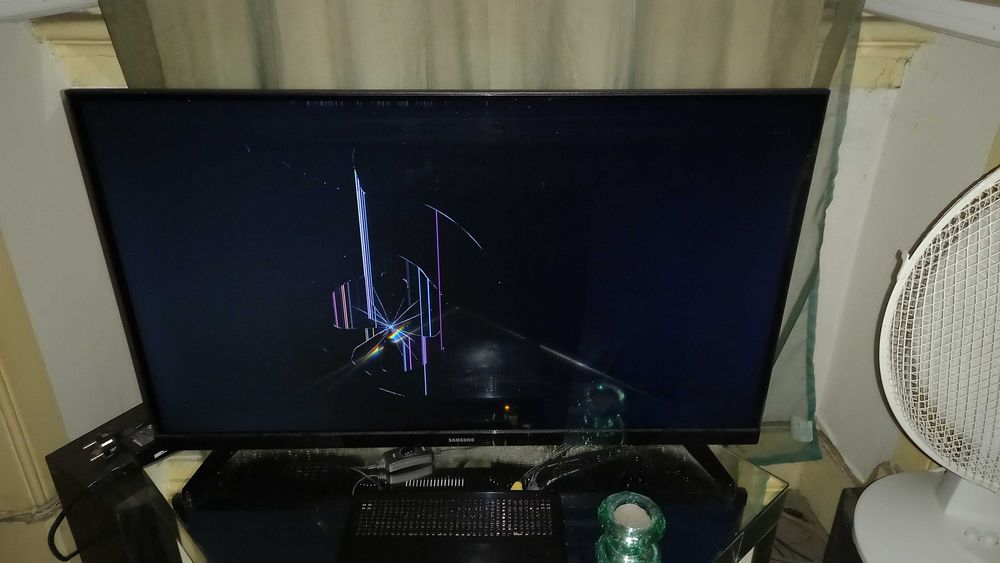 Televisão para peças
