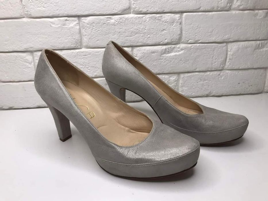 Czółenka skórzane Unisa  Rozmiar 41