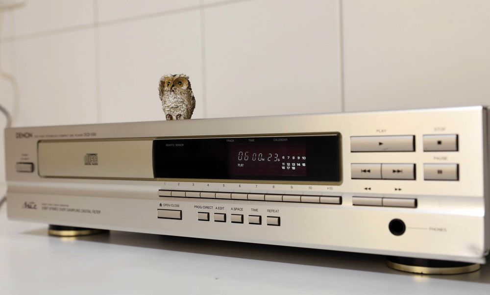 Denon DCD-690 Compact Disc Player