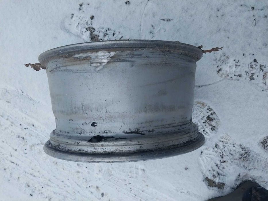 диск mercedes 17 дюймов 8.5J 52 ET