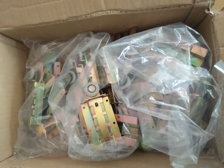 Rodízios calha superior