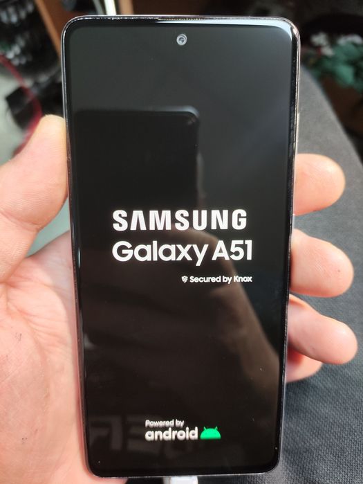 Продам дисплей  Samsung a515 оріг