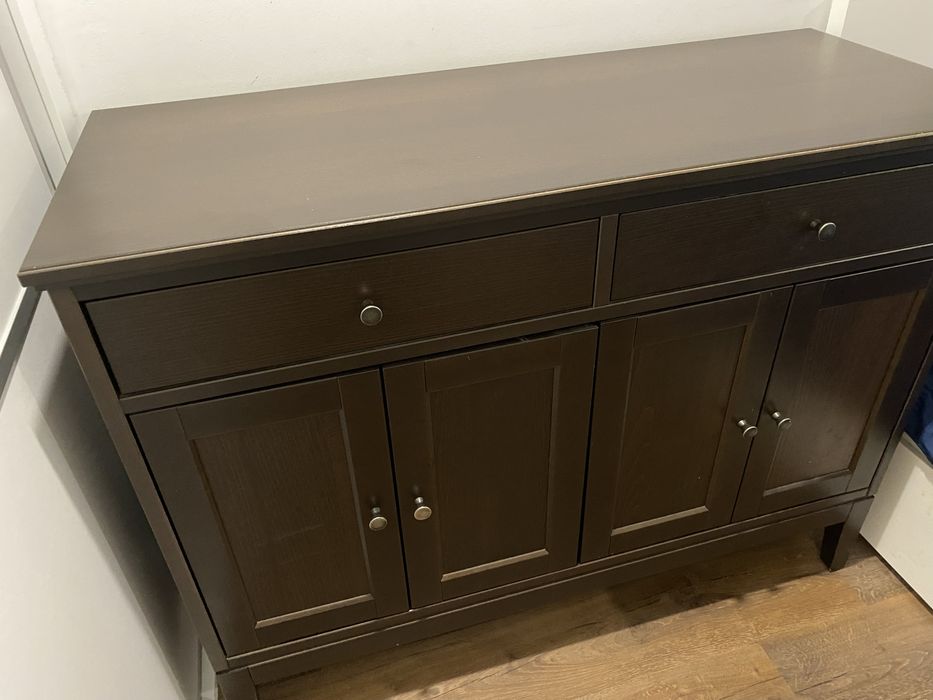 Comoda/aparador como novo/idanas